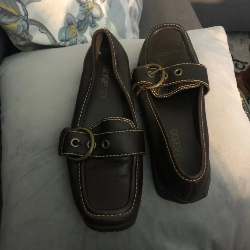 Women’s loafers
